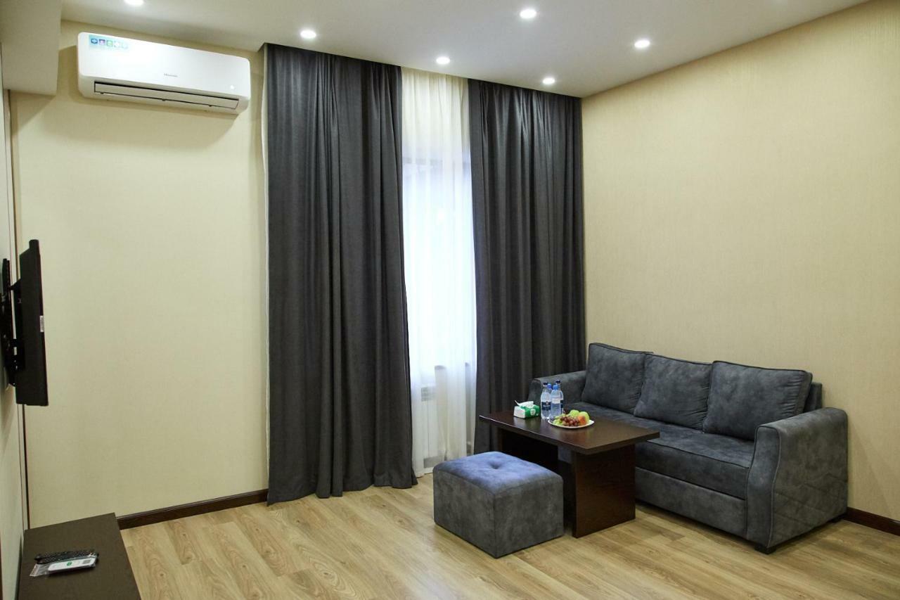 Residence North Avenue Teryan 8. 14 3 Erevan Esterno foto